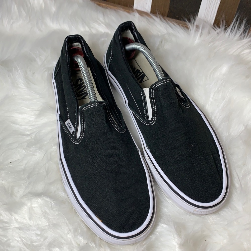 Black Vans